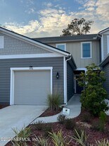 7936 Echo Springs Rd in Jacksonville, FL - Building Photo