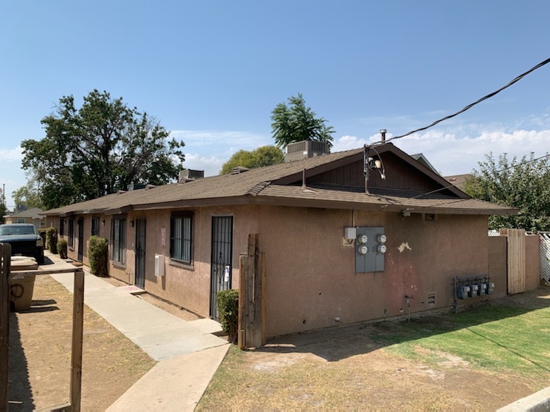 814 Kentucky St in Bakersfield, CA - Building Photo