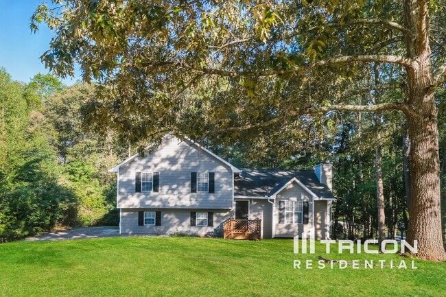 property at 4684 Woodglen Ct