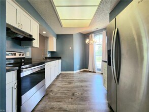 3600 Essex Pond Quay in Virginia Beach, VA - Building Photo - Building Photo