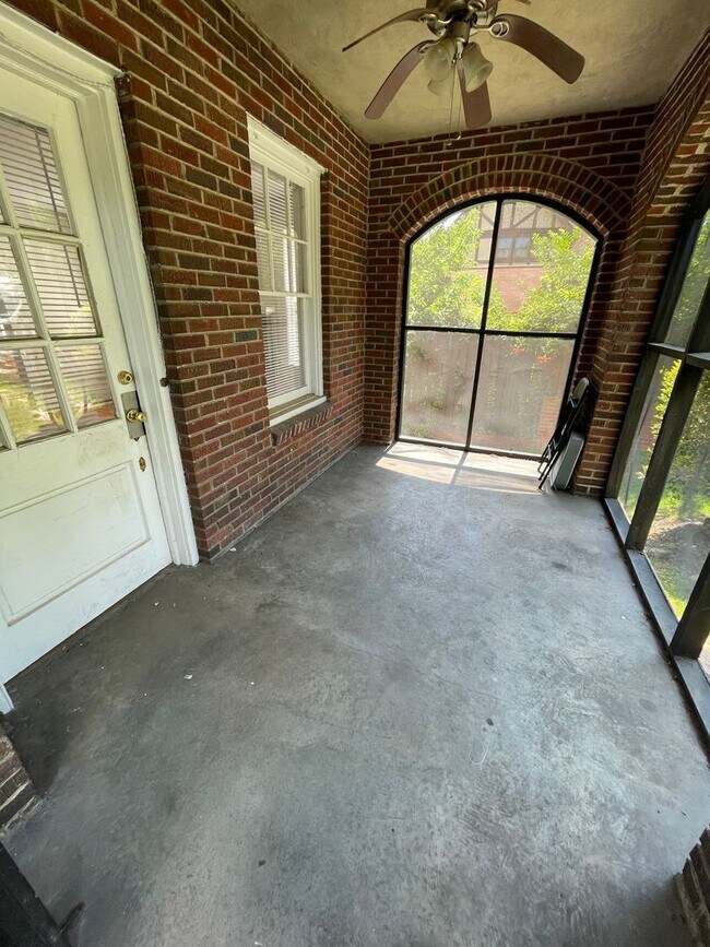 604-604 Waccamaw Ave in Columbia, SC - Building Photo - Building Photo