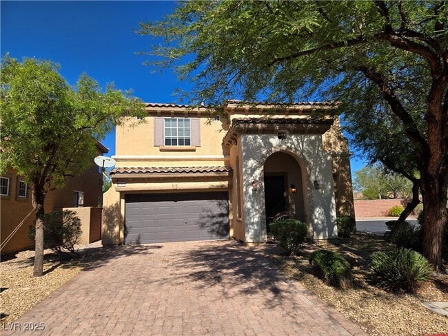 8252 Settlers Inn Ct
