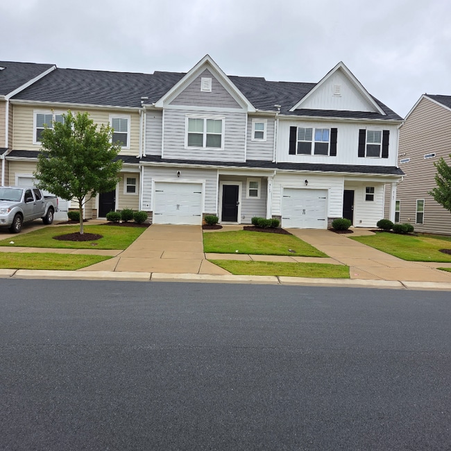8149 Sheffield Dr. in Terrell, NC - Building Photo - Building Photo