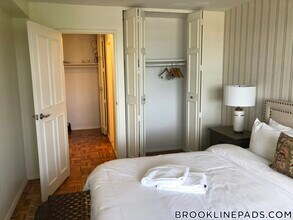 185 Freeman St in Brookline, MA - Foto de edificio - Building Photo