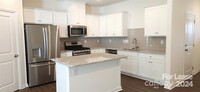 6039 Rizer Dr in Charlotte, NC - Building Photo - Building Photo