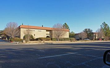 Southwest Oaks/ Parkway Oaks Apartments in Odessa, TX - Building Photo - Building Photo