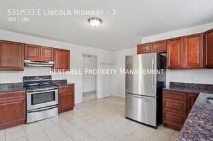 531-533 Lincoln Hwy E in Coatesville, PA - Building Photo