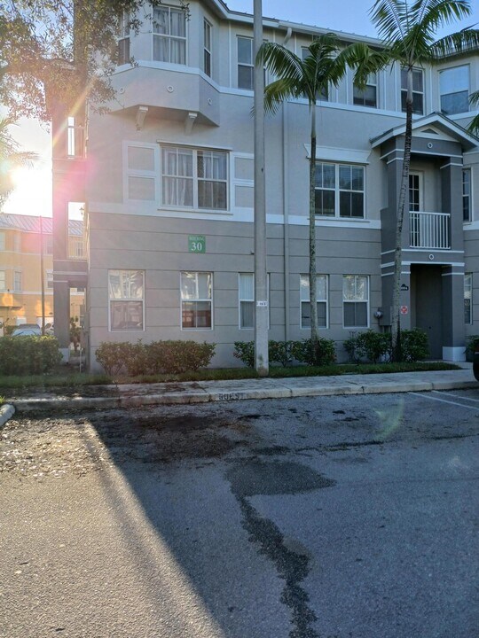 3514 Shoma Dr in West Palm Beach, FL - Building Photo