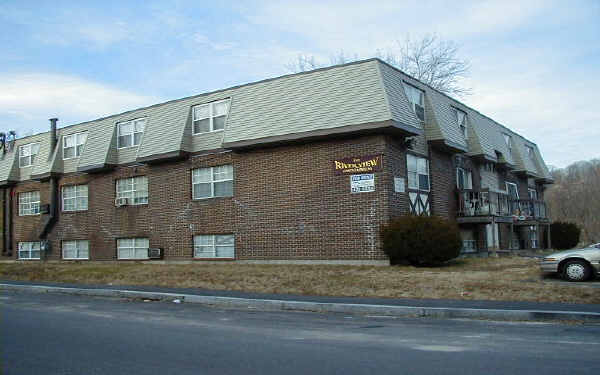 Riverview in Lowell, MA - Building Photo