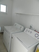 2620 NW 18th Terrace in Oakland Park, FL - Building Photo - Building Photo