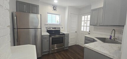 58 Phoenix Ave in Morristown, NJ - Building Photo - Building Photo