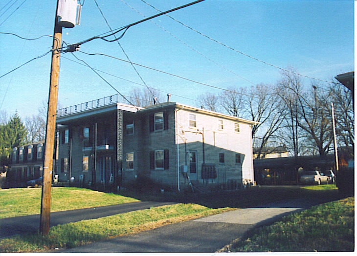 Orchard Mannor 4 Plex in Louisville, KY - Foto de edificio