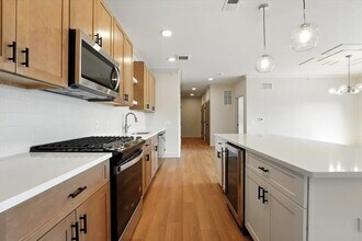 440 N Ave E in Westfield, NJ - Foto de edificio - Building Photo