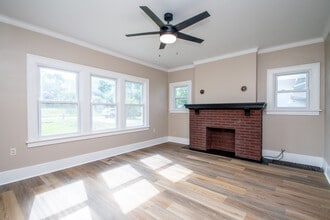 3415 N California Ave in Peoria, IL - Building Photo - Building Photo