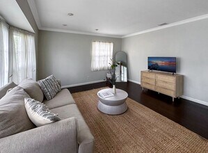 4752 Hersholt Ave in Long Beach, CA - Building Photo - Building Photo