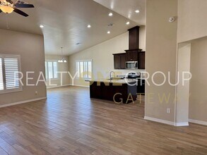 13336 S 50th Dr in Yuma, AZ - Building Photo - Building Photo