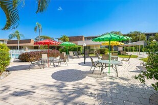 16790 NE 14th Ave in Miami, FL - Building Photo