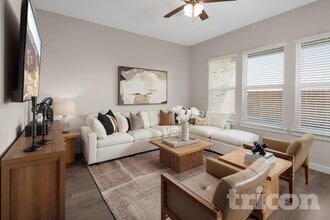 202 Ledburn Ct in Saginaw, TX - Building Photo - Building Photo