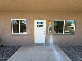 1518 E Hedrick Dr in Tucson, AZ - Building Photo