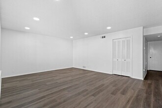 8730 N Mopac Expy in Austin, TX - Building Photo - Building Photo