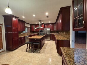 13501 SW 104th Ave in Miami, FL - Building Photo - Building Photo