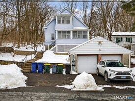 91 Jewett St in Ansonia, CT - Building Photo