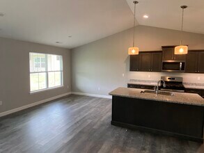 2025 Serenade Ln in Troy, IL - Building Photo - Building Photo