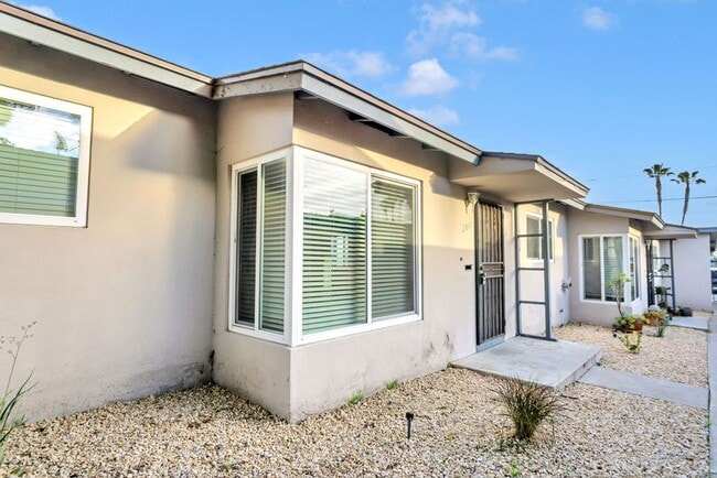 2009-13 Diamond St in San Diego, CA - Building Photo - Building Photo