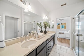 1369 Coyote Creek Way in Milpitas, CA - Building Photo - Building Photo