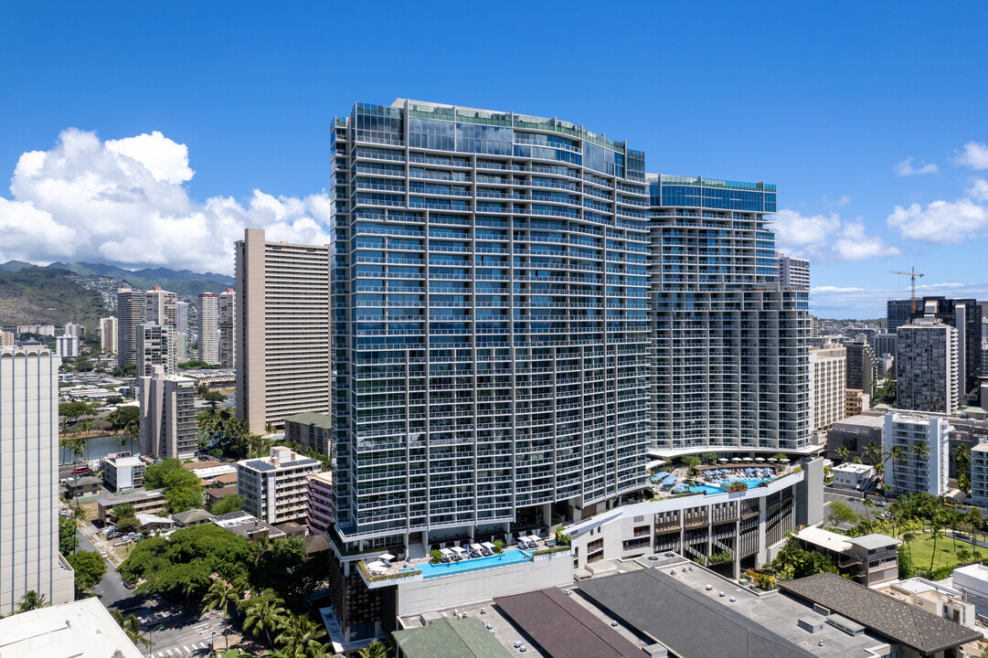 Ritz Carlton Residences Tower I in Honolulu, HI - Foto de edificio