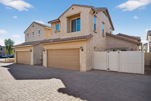 16226 N 21st Ln in Phoenix, AZ - Building Photo