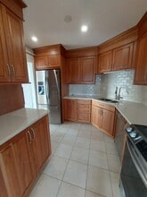 191 Queen St in Moncton, NB - Building Photo - Building Photo