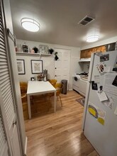 6401 Fifth Ave, Unit 6 in Pittsburgh, PA - Foto de edificio - Building Photo