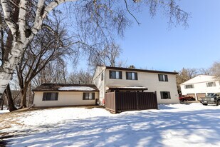 Griffin Court Apartments in St. Paul, MN - Building Photo