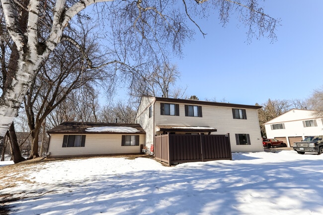 Griffin Court Apartments