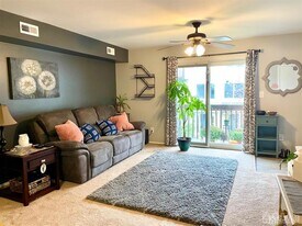 165 Essex Ave in Metuchen, NJ - Building Photo