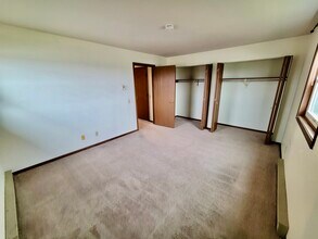 3176 Ridgeway Ave in Madison, WI - Building Photo - Building Photo