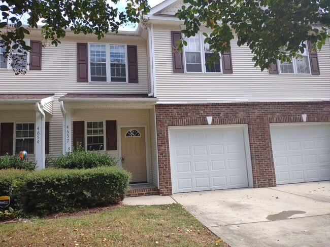 4652 Pooh Corner Dr in Raleigh, NC - Building Photo - Building Photo