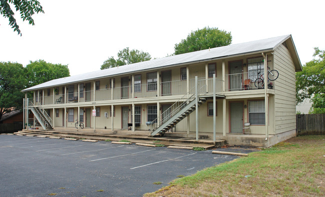 5219 Tahoe Trl in Austin, TX - Foto de edificio - Building Photo