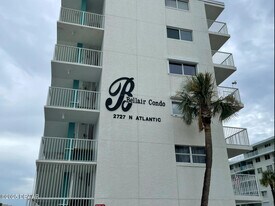 2727 N Atlantic Ave in Daytona Beach, FL - Building Photo
