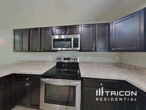 1288 Sarahs Landing Dr in Jacksonville, FL - Building Photo - Building Photo