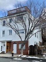 142 Marginal St in Boston, MA - Building Photo