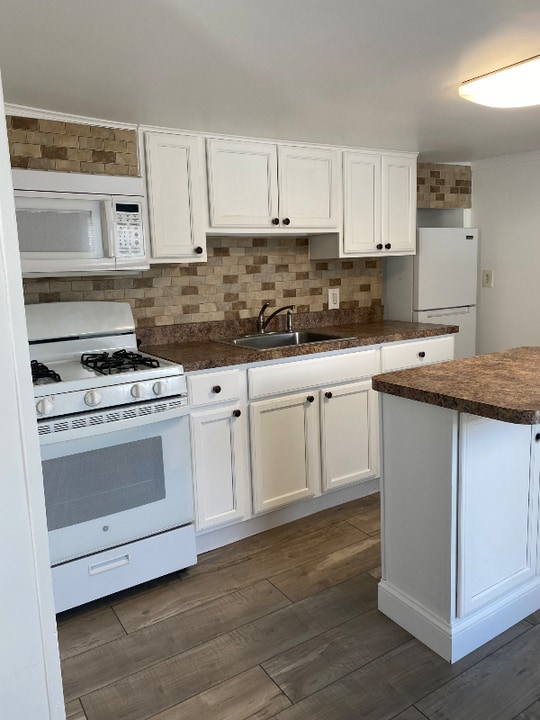 111 Bridge St in Catskill, NY - Building Photo