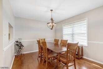 21 Heritage Dr in Chatham Township, NJ - Building Photo - Building Photo
