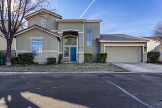 1668 Rocky Cove Ln in Reno, NV - Building Photo - Building Photo