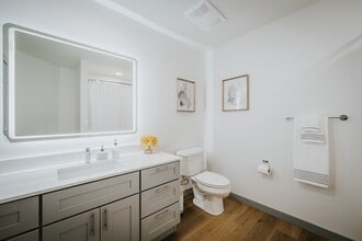 Grand Vista Apartments in Vancouver, WA - Foto de edificio - Building Photo