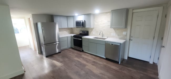 60 Camino Don Miguel in Orinda, CA - Foto de edificio - Building Photo