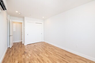 1400 Columbia Rd, Unit 15A in Boston, MA - Building Photo - Building Photo
