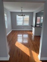 2211 Vailthorn Rd in Middle River, MD - Foto de edificio - Building Photo