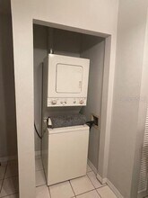 10608 N 52nd St in Tampa, FL - Building Photo - Building Photo